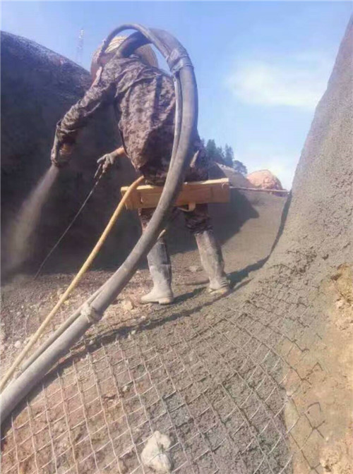 spb8型濕式混凝土噴射機(jī)(金屬礦專(zhuān)用)